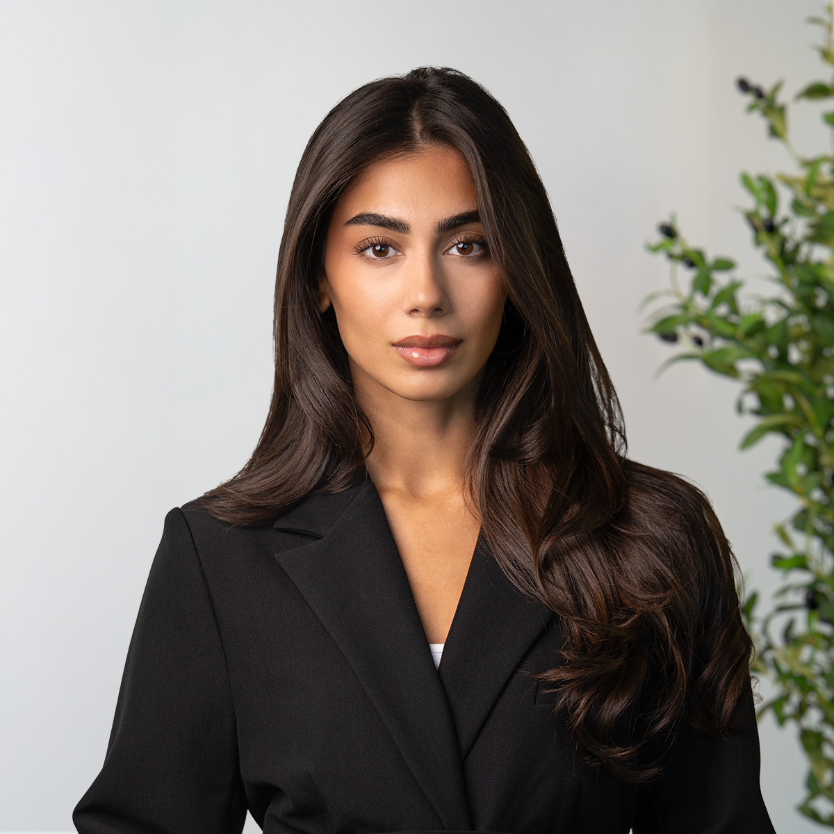 Zaara Naaz Ahmed visa